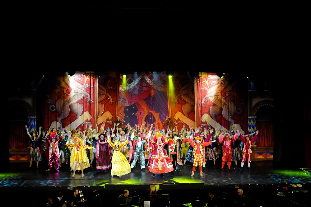 red and gold panto designs