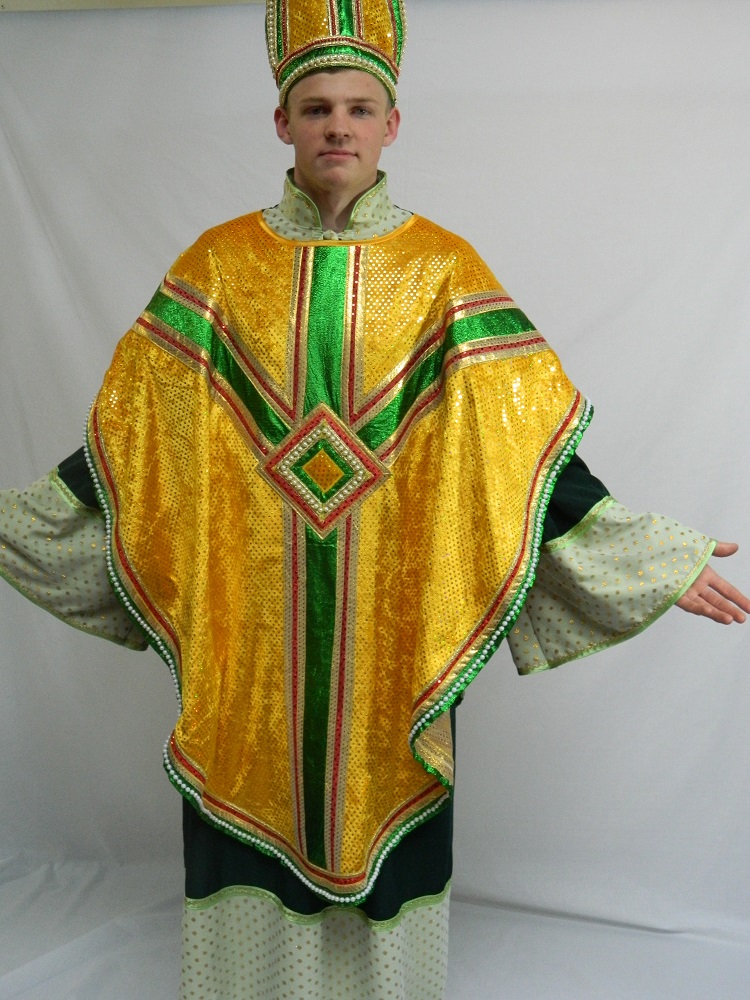 green clergy costume